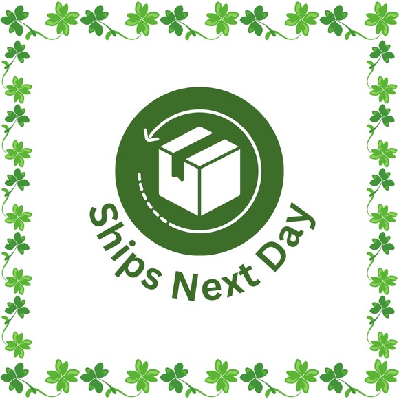 St. Patrick’s Day Tee, Mom shirt, vintage t-shirt, mama shirt, one lucky mama - Picture 8 of 8